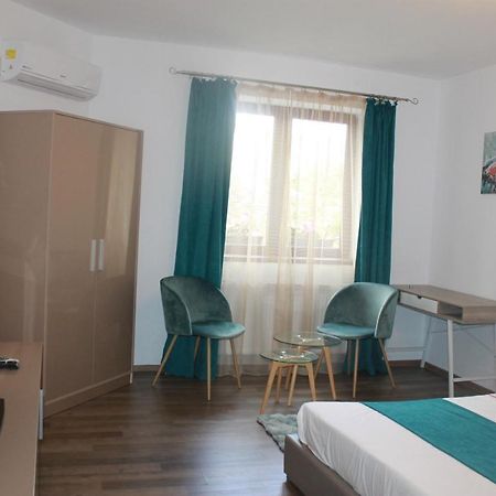 STUDIO TURQUOISE Victoria Bucureşti Exterior foto